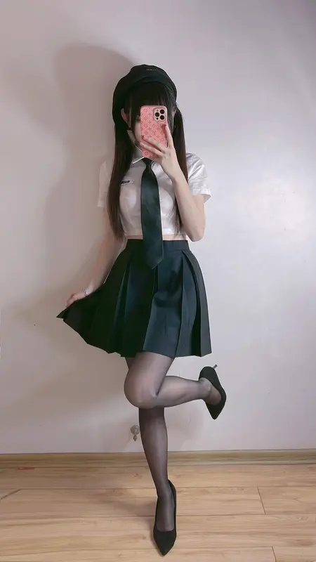 miko酱ww - NO.62 自拍系列mikoの黑丝04 17